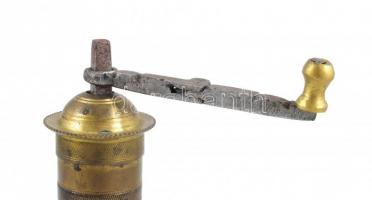 Török réz kávédaráló, jelzett, m: 23,5 cm