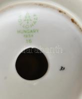 Hollóházi porcelán kislány madárral, kézzel festett, jelzett, kis kopásnyomokkal, m: 21 cm