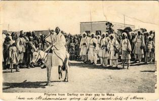 1909 Pilgrims from Darfour (Darfur) on their way to Mecca (r)