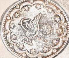 Ezüst (Ag) török tálka, vésett 1956, közepében érem, jelzés nélkül, vésett felirattal, d: 9,5 cm, ne...