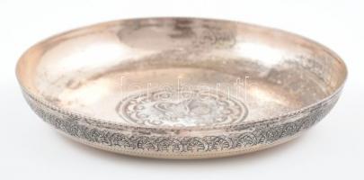 Ezüst (Ag) török tálka, vésett 1956, közepében érem, jelzés nélkül, vésett felirattal, d: 9,5 cm, ne...