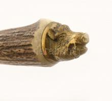 Agancsnyelű vadásztőr, vaddisznós réz véggel, Szám Kálmán késes mester munkája, jelzett, h: 36 cm