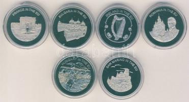 Málta/Lovagrend 2004. 100L "Egyesült Európa" sorozat, benne 30db klf érem, klf motívummal,...