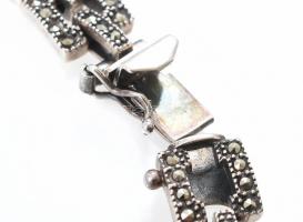 Ezüst (Ag) karkötő markazitokkal, h: 19 cm jelzett, bruttó: 22,6g