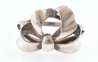 Ezüst (Ag) masnis gyűrű, m: 54 jelzett, bruttó: 4,2