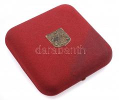 Ezüst (Ag) Majorca gyöngy nyaklánc, ezüst medállal és csattal, jelzett, h: 51 cm, Garancia szám: 497...