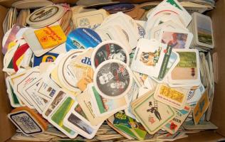 Nagy söralátét gyűjtemény, 1.000-1.500 db hullámkarton ládában, főleg német, benne régiek és kevés egyéb ország