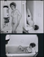 cca 1979 A fürdőszoba titkai, szolidan erotikus felvételek, 3 db mai nagyítás, 10x15 cm