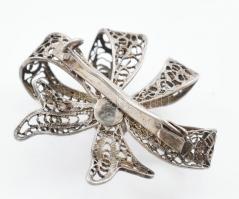 Ezüst (Ag) masnis bross, jelzés nélkül, nettó: 3,9 g