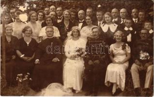 1934 Hódmezővásárhely, magyar katonatiszt esküvője. Schnitzer photo (EK)