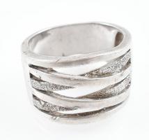 Ezüst (Ag) gyűrű, jelzett, m: 57, nettó: 7,5 g