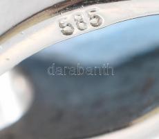 Arany (Au/14k) fehérarany medál, topázzal ékítve, 2 cm, bruttó: 3 g