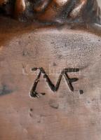 MF jelzéssel: Liszt Ferenc. Bronzírozott kerámia?. Kopásnyomokkal. M: 15cm