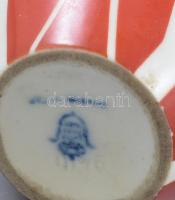 Unterweissbach retro porcelán váza, kézzel festett, jelzett, kis kopásnyomokkal, m: 11 cm