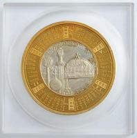 Sülle Mária 2000. "A Magyar Állam 1000 éves" Ag emlékérem (~35g/0.925/42,5mm), körülötte a...