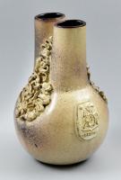 Rertó kerámia váza, Veszprém címerével, jelzett, hibátlan, m: 17 cm