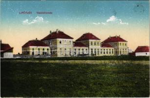 Lipótvár, Újvároska, Leopoldov; vasútállomás. Vasúti levelezőlapárusítás 9240. / railway station