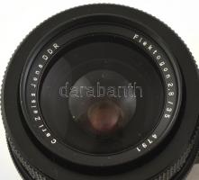 Carl Zeiss Flektogon f/2,8 35 mm objektív, kis karcolással, eredeti tokjában