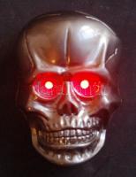 Villogó halálfejes öngyújtó