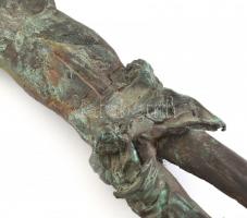 Jelzés nélkül: Korpusz torzó. Öntött, patinázott bronz. 51x18cm