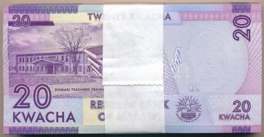 Malawi 2012. 20K (100x) kötegelővel, sorszámkövetők T:I,I- Malawi 2012. 20 Kwacha (100x) with wrappe...