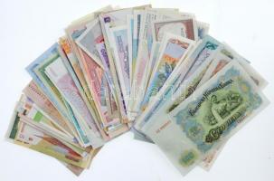 142db-os vegyes, külföldi bankjegytétel T:I-III