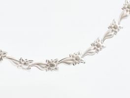 Ezüst(Ag) nefelejcsmintás nyaklánc, jelzett, h: 44,5 cm, nettó: 7,2 g