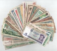 50db-os külföldi bankjegytétel T:III,III- 50pcs foreign banknote lot C:F,VG
