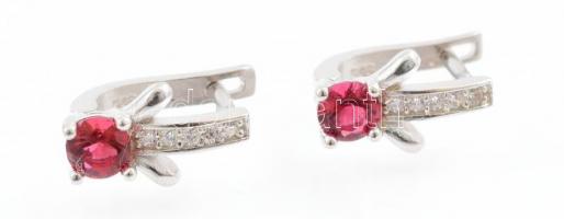 Ezüst(Ag) kövekkel díszített fülbevalópár, jelzett, h: 12 cm, bruttó: 3,46 g