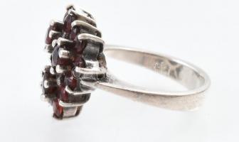 Ezüst (Ag) garnitúra - gyűrű, m: 52, medál, fülbevaló, jelzett, bruttó: 13,7g