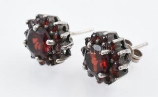 Ezüst (Ag) garnitúra - gyűrű, m: 52, medál, fülbevaló, jelzett, bruttó: 13,7g