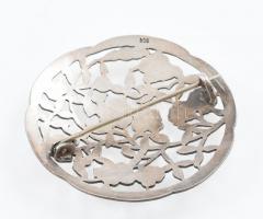Ezüst (Ag) azsúrozott bross, jelzett, d: 5cm, nettó: 12g
