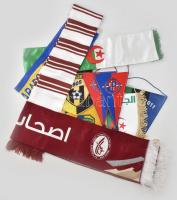 Futball zászló és sál tétel, 6 db zászló + 4 db szurkolói sál, közte érdekes darabok (Al Wahda FC - Abu-Dzabi, Paradou Athletic Club - Algéria, stb.) / 6 Football club flags + 4 scarves, including Abu Dhabi, Algeria, etc.