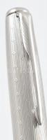 Parker Sonnet P. III toll 14K tollheggyel, dobozban, jó állapotban, doboz sérült, h: 13,5 cm
