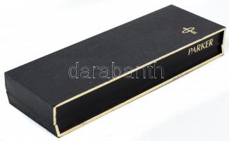 Parker Sonnet P. III toll 14K tollheggyel, dobozban, jó állapotban, doboz sérült, h: 13,5 cm