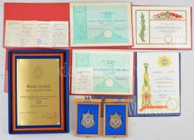 Weisz Győző ny. r. alezredes 7db-ból álló hagyatéka emlékérmekkel, kitüntetés adományozói okiratokka...