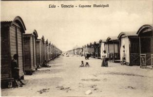 Venezia, Venice; Lido, Capanne Municipali / beach, cabins