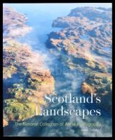 James Crawford: Scotlands Landscapes. The national collection of aerial photography. Edinburgh, 2012., Royal Commission on the Ancient Historical Monuments of Scotland. Gazdag képanyaggal illusztrált. Angol nyelven. Kiadói papírkötés