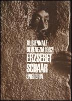1982 XI. Biennale di Venezia 1982 Erzsébet Schaár Ungheria. Bp., 1982, Hungexpo. Olasz és angol nyelven. A művész, Schaár Erzsébet (1905-1975) Munkácsy Mihály-díjas, érdemes szobrászművész munkáiról készült fotókkal illusztrált. Kiadói papírkötés.