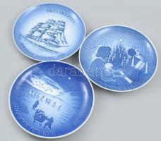 Bing & Grondahl dániai porcelán tányérok, 3 db, jelzettek, kis kopásnyomokkal, d: 18 cm