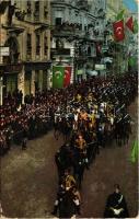 1915 Constantinople, Istanbul; S.M.I. le Sultan se rendant au Parlement / Mehmed V Sultan on the way to the parliament, procession, Turkish flags (kis szakadás / small tear)