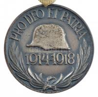 1929. "Magyar Háborús Emlékérem kardokkal, sisakkal" ezüstözött bronz kitüntetés mellszala...