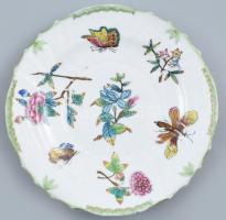 Herendi (1916) Antik Viktória mintás porcelán tányér. Kézzel festett, erősen kopott. d: 22,5 cm