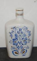 Csepel Művek jelzésű hollóházi porcelán palack (12cm magas)
