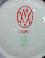 Csepel Művek jelzésű hollóházi porcelán kancsó (10cm magas)