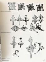 Sárádi Kálmán: Művészi kovácsolás. Bp., 1975, Műszaki Könyvkiadó, 408 p. Gazdag fekete-fehér képanya...