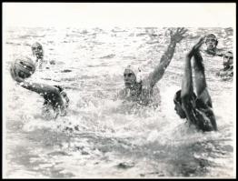 1993 Vasas-FTC Magyar Kupa vízilabda mérkőzés, sajtófotó, 18x24 cm