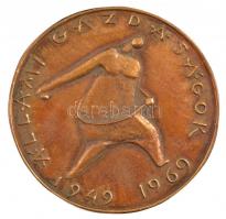 1969. &quot;Állami Gazdaságok 1949-1969&quot; egyoldalas bronz emlékérem, eredeti tokban (84mm) T:1-