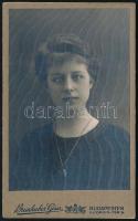1922 Tassy (Vázsonyi) Mária (1899-1977) színésznő, keményhátú fotó Brunhuber budapesti műterméből, 10,5×6,5 cm