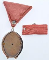 1964. "A Munka Érdemrend" ezüst fokozata, ezüstözött és zománcozott bronz kitüntetés mells...